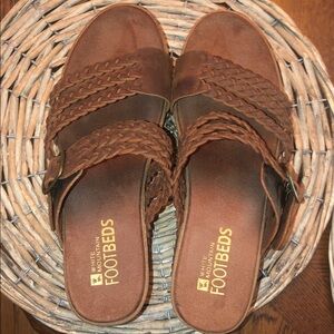 White Mountain Chantilly Comfort Slides Braided Nubuck Straps Brown 9 Sandals